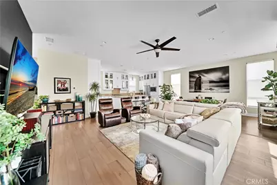 2105 Two Harbors Circle, Costa Mesa, CA 92627 - Photo 5