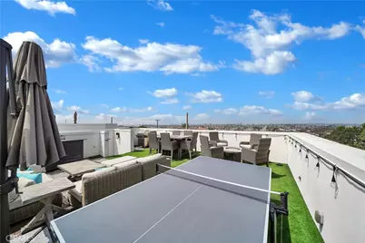 2105 Two Harbors Circle, Costa Mesa, CA 92627 - Photo 33