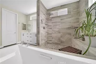 2105 Two Harbors Cir, Costa Mesa, CA 92627 - Photo 23