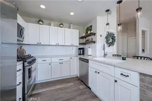 2552 Avenida Del Vista, Corona, CA 92882 - Photo 3