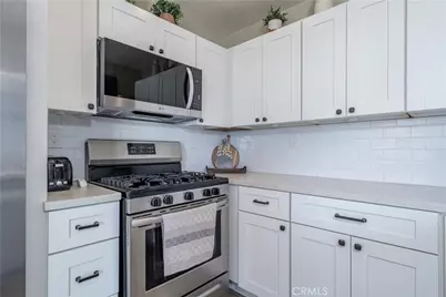 2552 Avenida Del Vista #204, Corona, CA 92882 - Photo 11