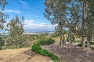 2552 Avenida Del Vista, Corona, CA 92882 - Photo 35