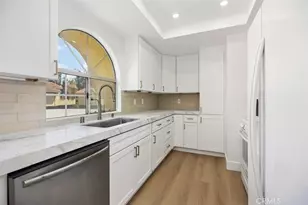 89 Alberti Aisle, Irvine, CA 92614 - Photo 13