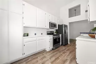 19442 Sunray Ln, Huntington Beach, CA 92648 - Photo 9