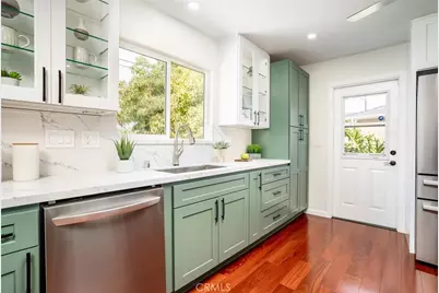 5441 Stardust, Huntington Beach, CA 92647 - Photo 3