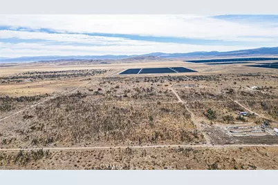 155 W B-8 Avenue, Fairmont, CA 93536 - Photo 17