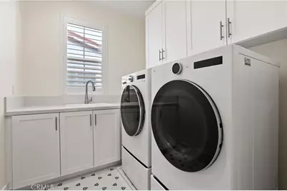 107 Orbit, Irvine, CA 92618 - Photo 39