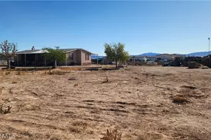 538 N Olive Lake, Blythe, CA 92225 - Photo 3