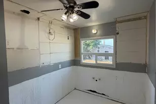 917 W 9th, Corona, CA 92882 - Photo 13