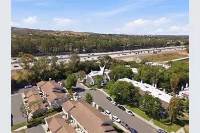 3 Greenmoor, Irvine, CA 92614 - Photo 33