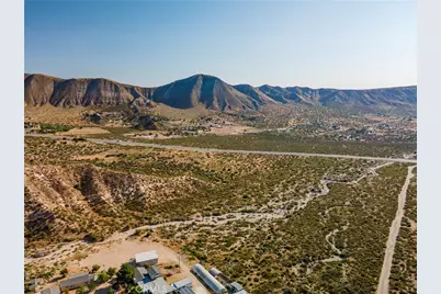 5916 Hwy 138, Phelan, CA 92371 - Photo 7