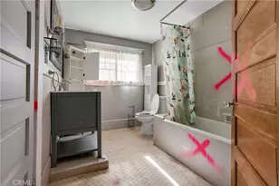 1527 S Wilton, Los Angeles, CA 90019 - Photo 39