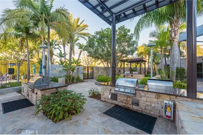 87 Waldorf, Irvine, CA 92612 - Photo 35