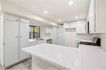 4502 Lubbock #D, Simi Valley, CA 93063 - Photo 23