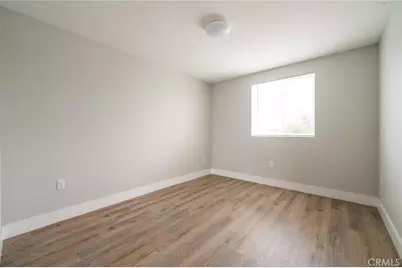 234 E 84th Street, Los Angeles, CA 90003 - Photo 31