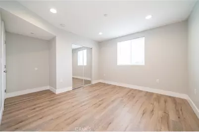 234 E 84th Street, Los Angeles, CA 90003 - Photo 25