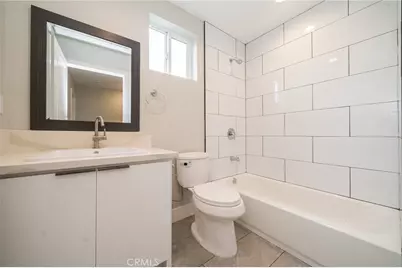 234 E 84th Street, Los Angeles, CA 90003 - Photo 17