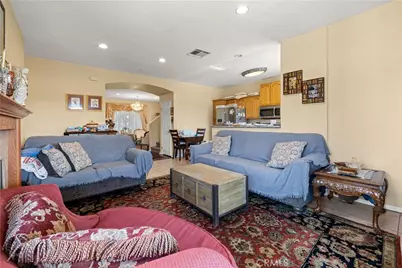 13415 Banning Street, Fontana, CA 92336 - Photo 9