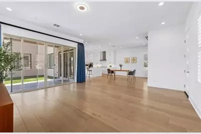 112 Sentosa, Irvine, CA 92618 - Photo 3