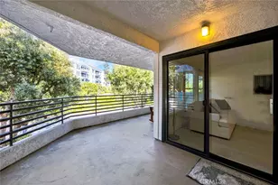 950 Cagney, Newport Beach, CA 92663 - Photo 39