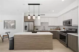 5153 W Redondo Ct, Los Angeles, CA 90019 - Photo 7