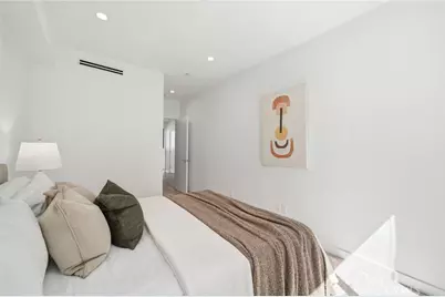 5153 W Redondo Court, Los Angeles, CA 90019 - Photo 15