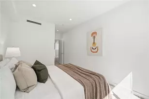 5153 W Redondo Ct, Los Angeles, CA 90019 - Photo 15