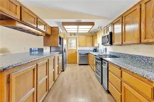 13045 Caspian Dr, Victorville, CA 92395 - Photo 15