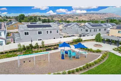 12361 Van Gogh, Yucaipa, CA 92399 - Photo 47