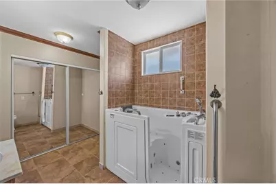 8501 Orinda Circle, Huntington Beach, CA 92647 - Photo 21