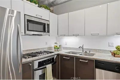 645 W 9th St #424, Los Angeles, CA 90015 - Photo 11