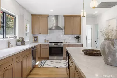 4529 Pepperwood Avenue, Long Beach, CA 90808 - Photo 7