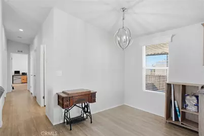 4401 Hughes Lane #36, Bakersfield, CA 93304 - Photo 7