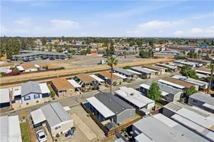 4401 Hughes Ln, Bakersfield, CA 93304 - Photo 27