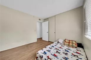 2111 Whitestone Dr, Riverside, CA 92506 - Photo 19