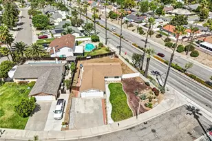 2111 Whitestone Dr, Riverside, CA 92506 - Photo 43