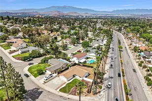 2111 Whitestone Dr, Riverside, CA 92506 - Photo 41