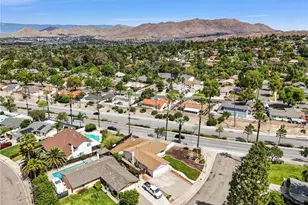 2111 Whitestone Dr, Riverside, CA 92506 - Photo 37