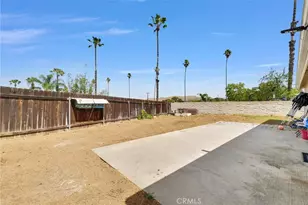 2111 Whitestone Dr, Riverside, CA 92506 - Photo 27