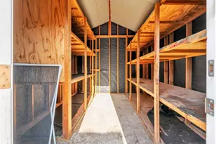 7318 Zelzah Ave, Reseda, CA 91335 - Photo 29