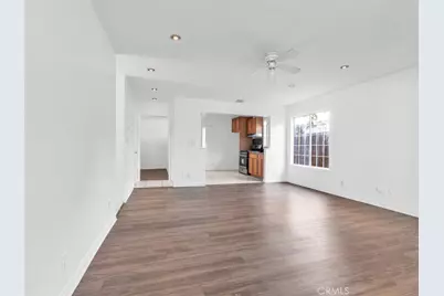 7318 Zelzah Avenue, Reseda, CA 91335 - Photo 7