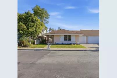 913 Woodlake Drive, Cardiff by the Sea, CA 92007 - Photo 3