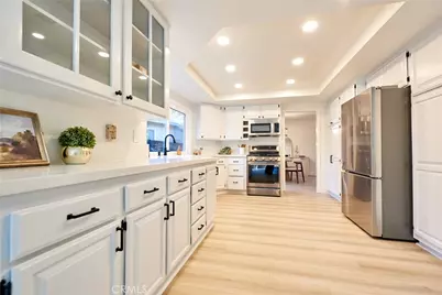 24961 Ravenswood, Lake Forest, CA 92630 - Photo 7