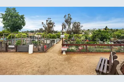27792 Via Granados, Mission Viejo, CA 92692 - Photo 25
