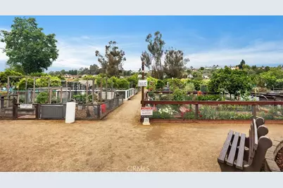 27792 Via Granados, Mission Viejo, CA 92692 - Photo 25