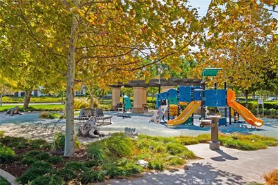 84 Mayfair, Irvine, CA 92620 - Photo 17