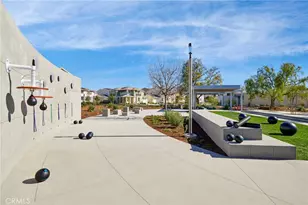 174 Scale, Irvine, CA 92618 - Photo 35