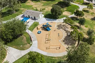 407 N Park Vista, Anaheim, CA 92806 - Photo 17