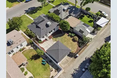 2715 Cedar, Bakersfield, CA 93301 - Photo 45