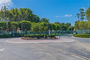 46 Villa Point, Newport Beach, CA 92660 - Photo 5